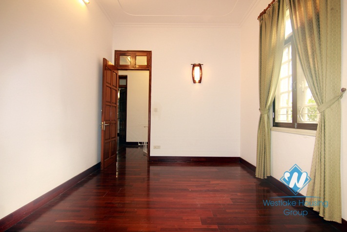 A 4 bedroom house for rent in Au Co, Tay Ho, Ha Noi